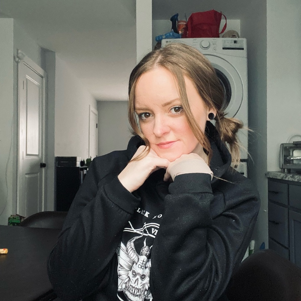 Meet your Posher, Amanda